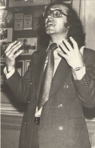 Sergiu cintind in spaniola