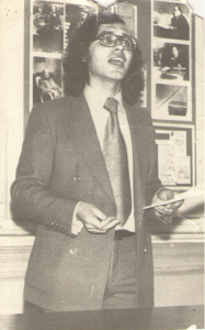 Sergiu recitind in spaniola